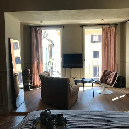 דירה Suites Menaggio מנאג'יו