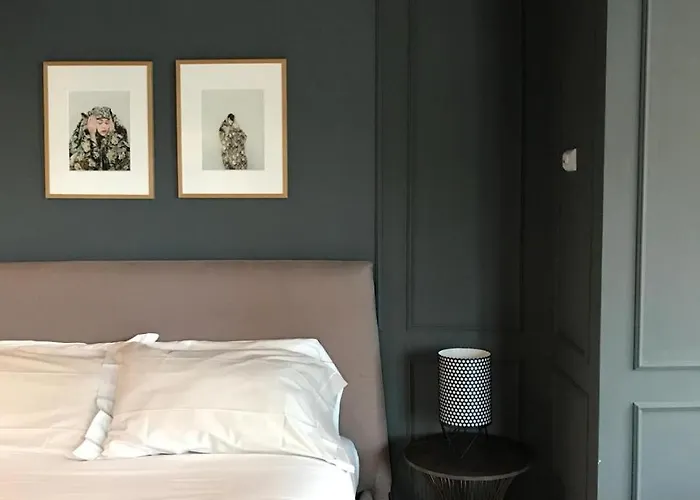 Suites Menaggio * מנאג'יו