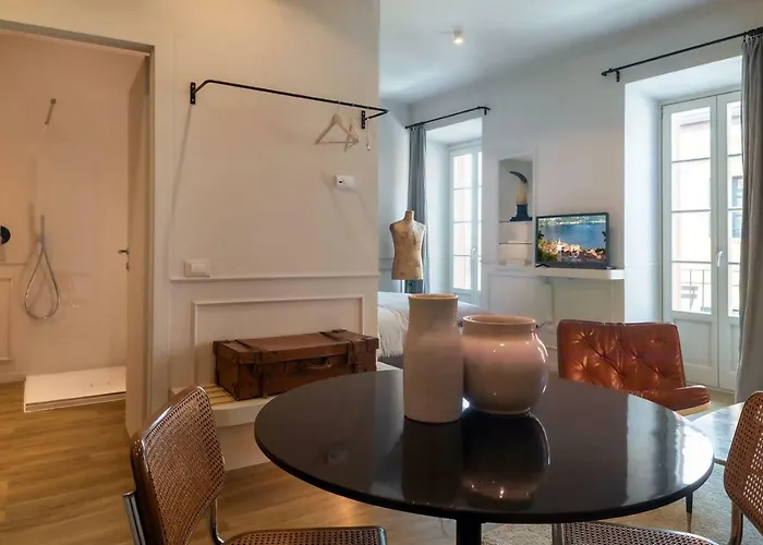 דירה Suites Menaggio מנאג'יו